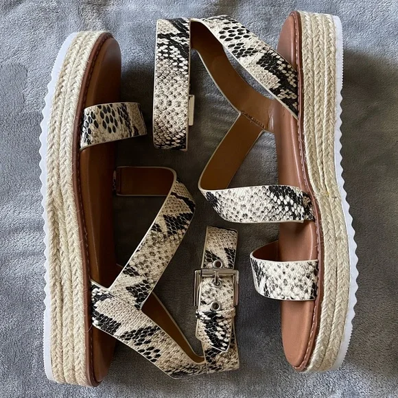 Nine West snake print wedge espadrille sandals - Picture 8 of 9